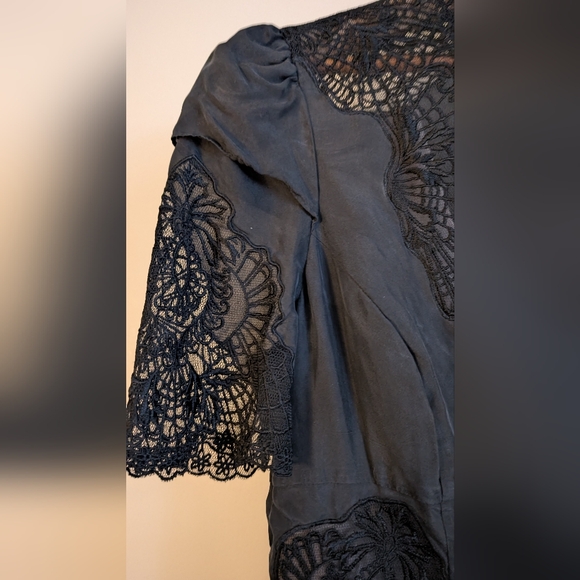 Karen Millen Silk Black Dress With Lace Inlays - Picture 2 of 6